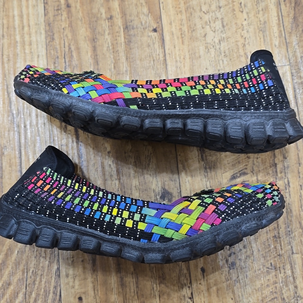 Skechers Multicolor Woven Slip-On Flats - Picture 2 of 7